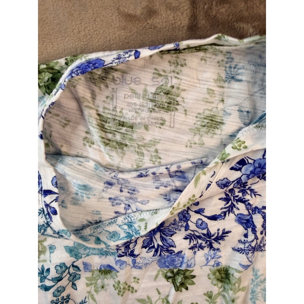 Blue Sol Petite Lora Floral Patchwork Short Sleeve Top Blue Green Size L - Picture 3 of 5
